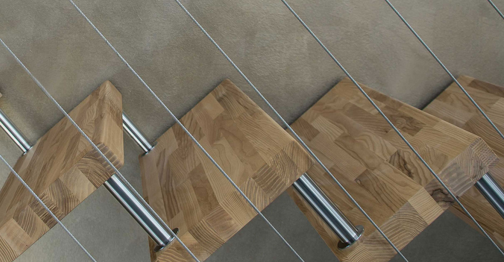escaleras de madera